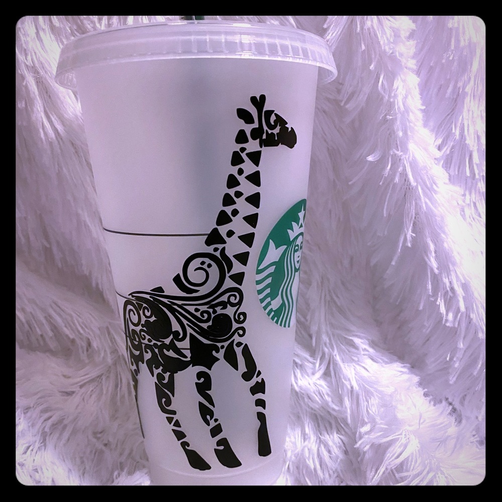 Giraffe cup